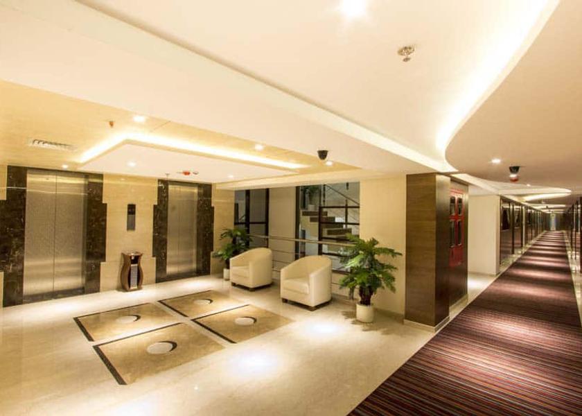 Karnataka Hubli Elevator